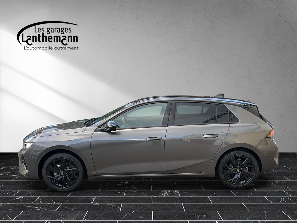 OPEL Astra 1.2i Swiss Plus, Petrol, Second hand / Used, Manual - 2