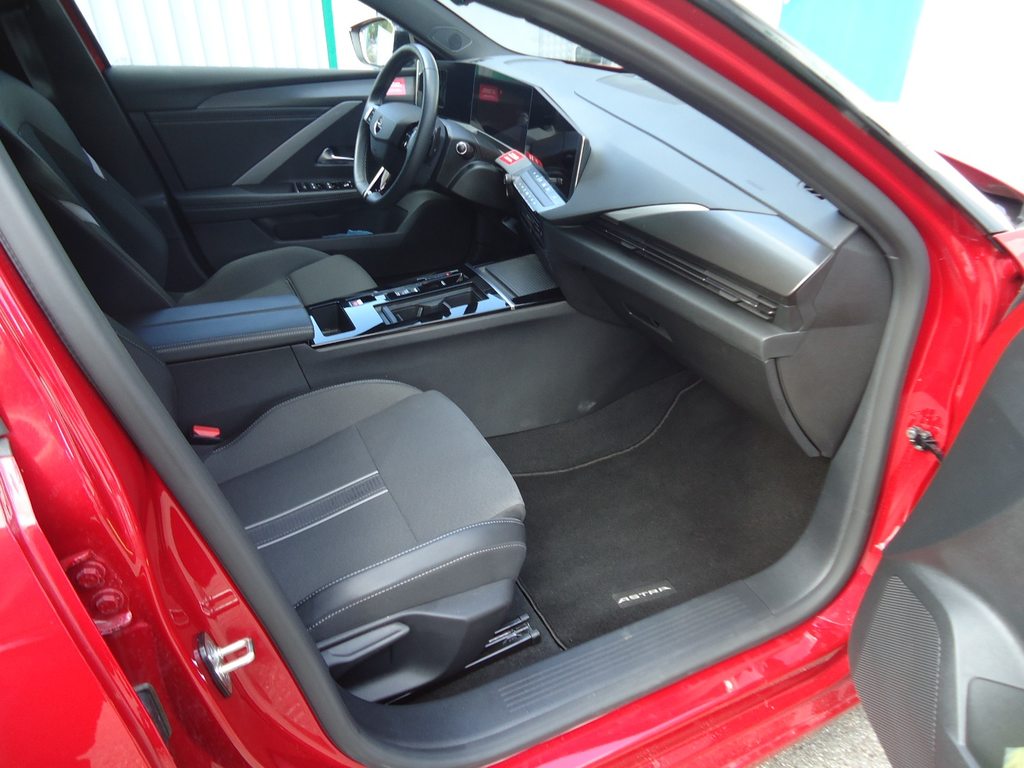 OPEL Astra 1.6 T PHEV 180 Edition, Plug-in-Hybrid Benzina/Elettrica, Occasioni / Usate, Automatico - 5