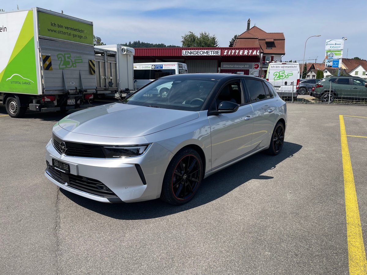 OPEL Astra 1.2i Turbo Swiss