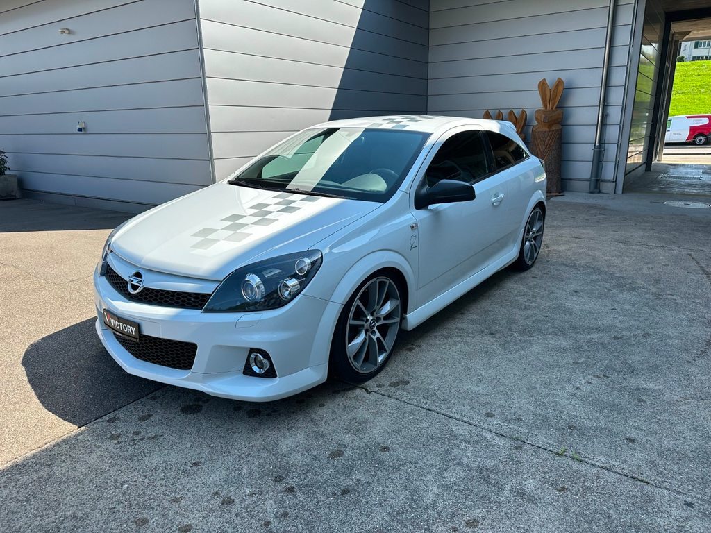 OPEL Astra GTC 2.0 16V 240 Turbo OPC NÜRBURGRING EDITION