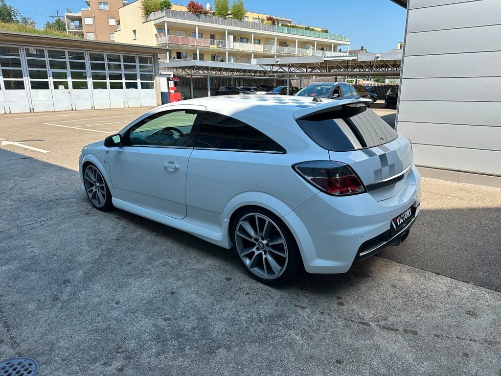 OPEL Astra GTC 2.0 16V 240 Turbo OPC NÜRBURGRING EDITION, Petrol, Second hand / Used, Manual - 6