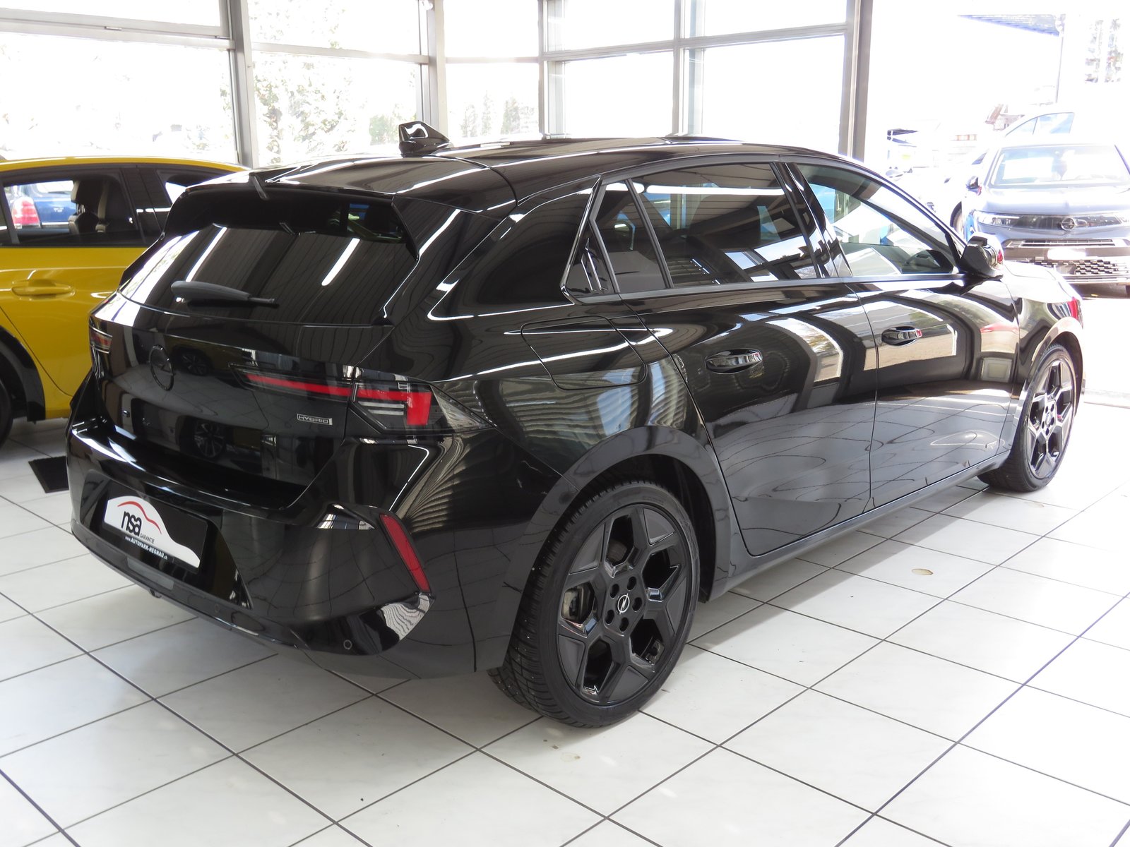 OPEL Astra 1.6 PHEV Turbo Swiss Plus Automat, Plug-in-Hybrid Benzin/Elektro, Occasion / Gebraucht, Automat - 4