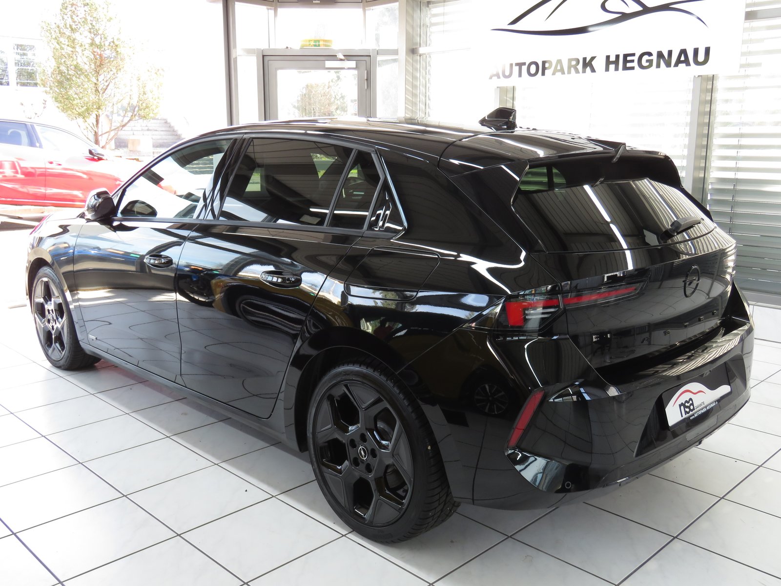OPEL Astra 1.6 PHEV Turbo Swiss Plus Automat, Plug-in-Hybrid Benzin/Elektro, Occasion / Gebraucht, Automat - 6