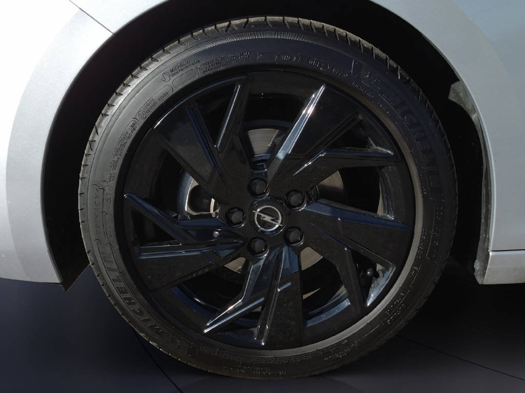 OPEL Astra 1.2 T 130 Swiss Plus, Benzin, Occasion / Gebraucht, Automat - 7