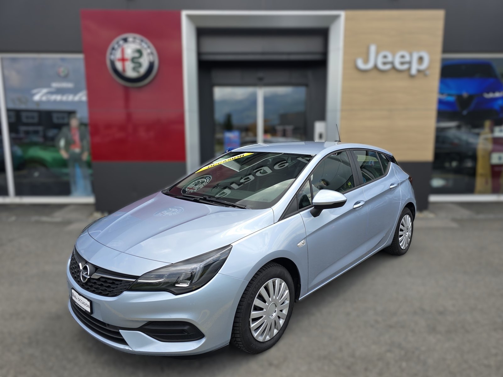 OPEL Astra 1.2i Turbo Edition, Essence, Occasion / Utilisé, Manuelle - 2