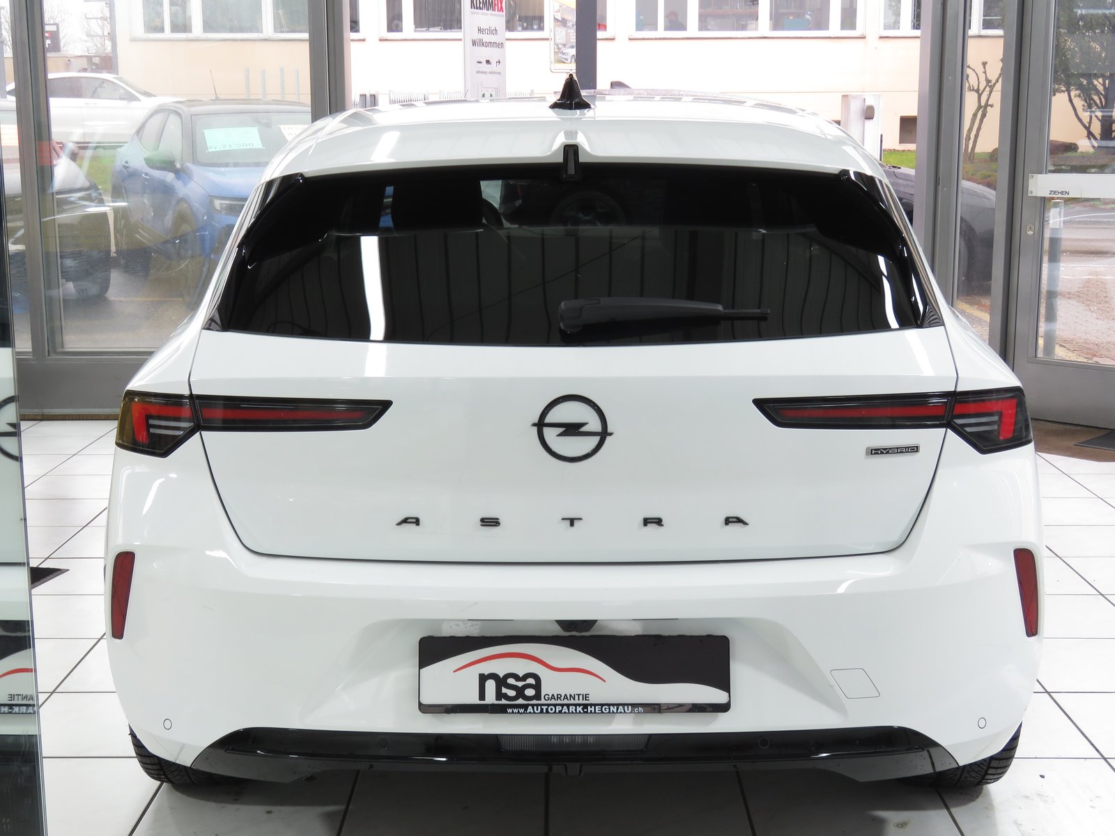 OPEL Astra 1.6 PHEV Turbo Swiss Plus A, Plug-in-Hybrid Petrol/Electric, Second hand / Used, Automatic - 5