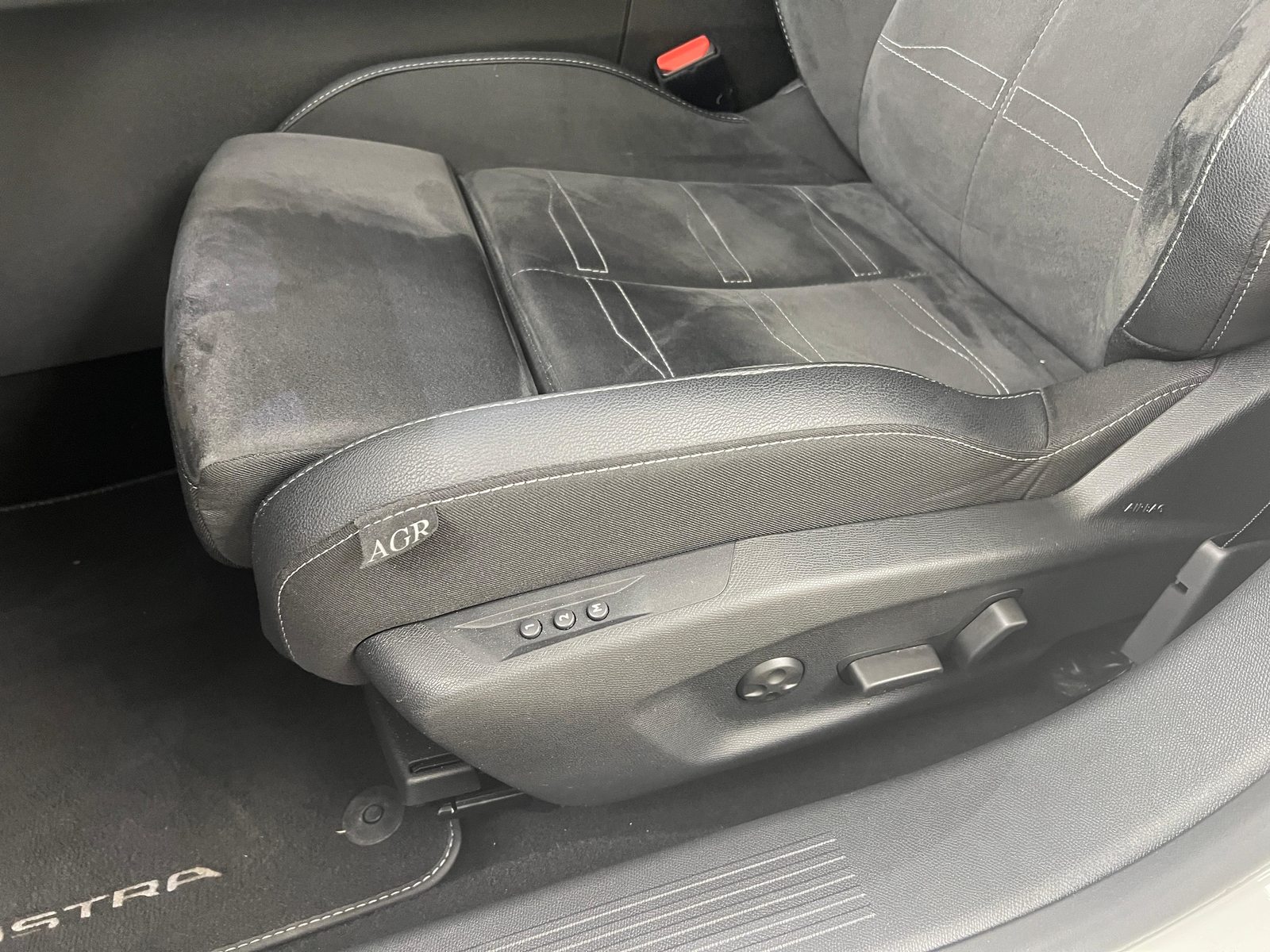 OPEL Astra 1.6 T PHEV 180 Swiss Plus / ab 3,99% Leasing bei Absch, Plug-in-Hybrid Benzin/Elektro, Occasion / Gebraucht, Automatik - 6