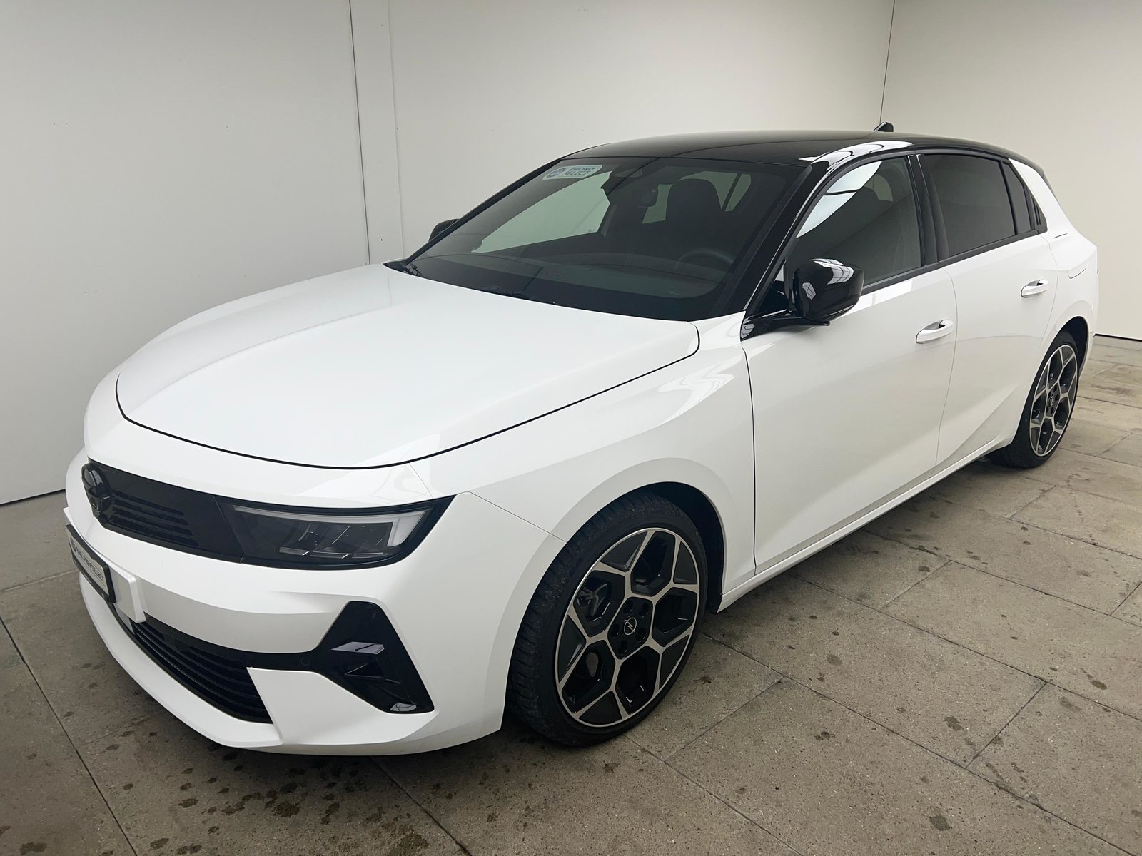 OPEL Astra 1.6 T PHEV 180 Swiss Plus / ab 3,99% Leasing bei Absch, Plug-in-Hybrid Petrol/Electric, Second hand / Used, Automatic - 2