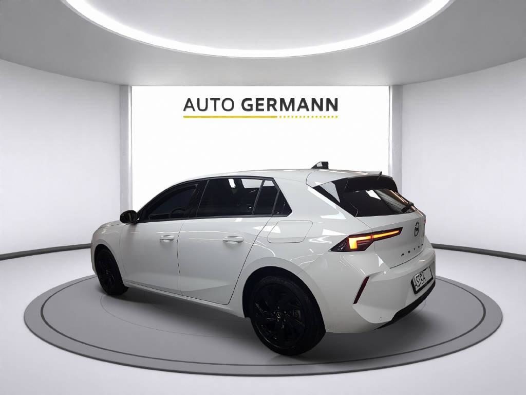 OPEL Astra 1.6 T PHEV 180 Swiss Plus, Plug-in-Hybrid Benzin/Elektro, Occasion / Gebraucht, Automatik - 2