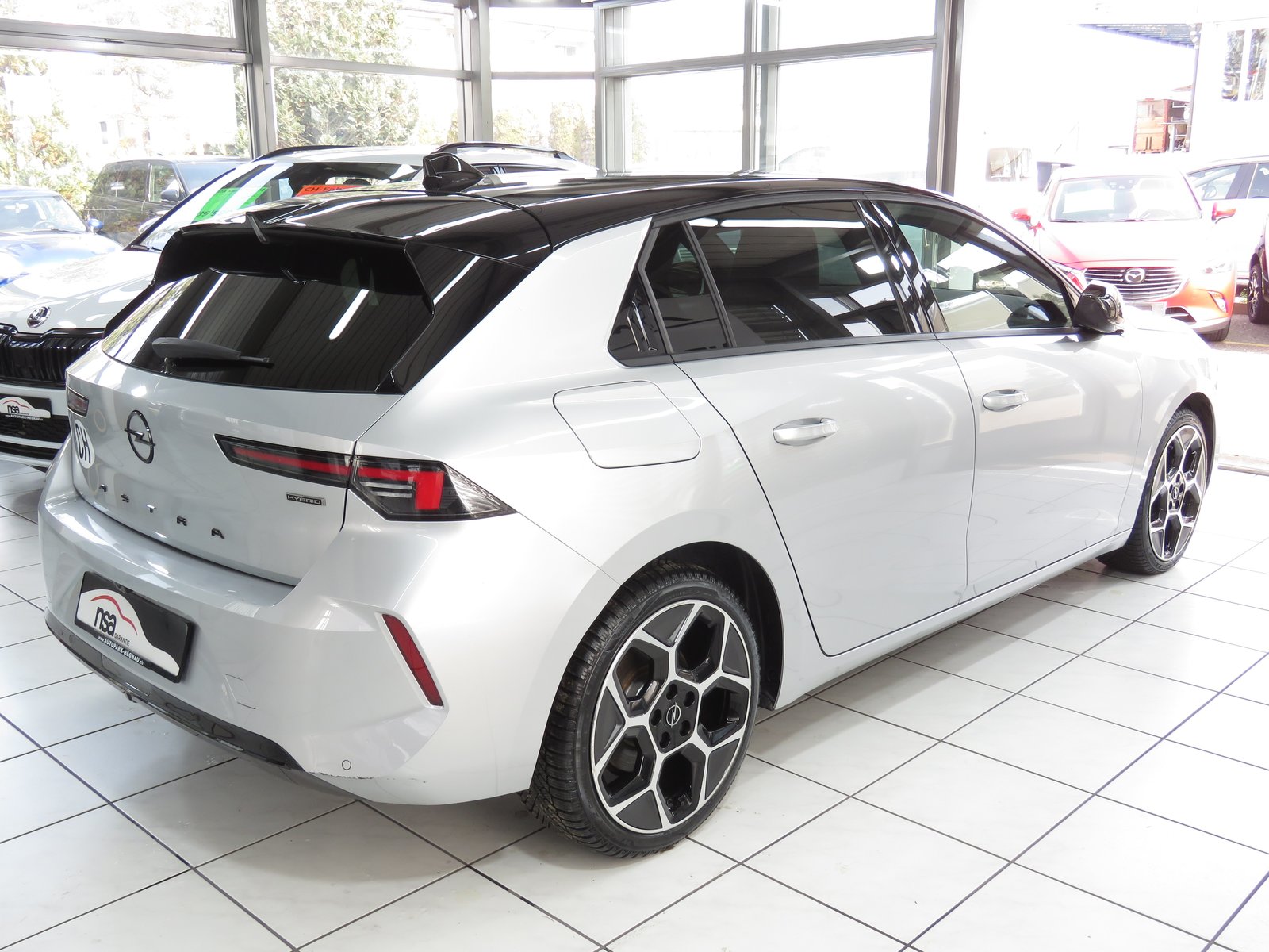 OPEL Astra 1.6 PHEV Turbo Swiss Plus A, Hybride Rechargeable Essence/Électricité, Occasion / Utilisé, Automatique - 4