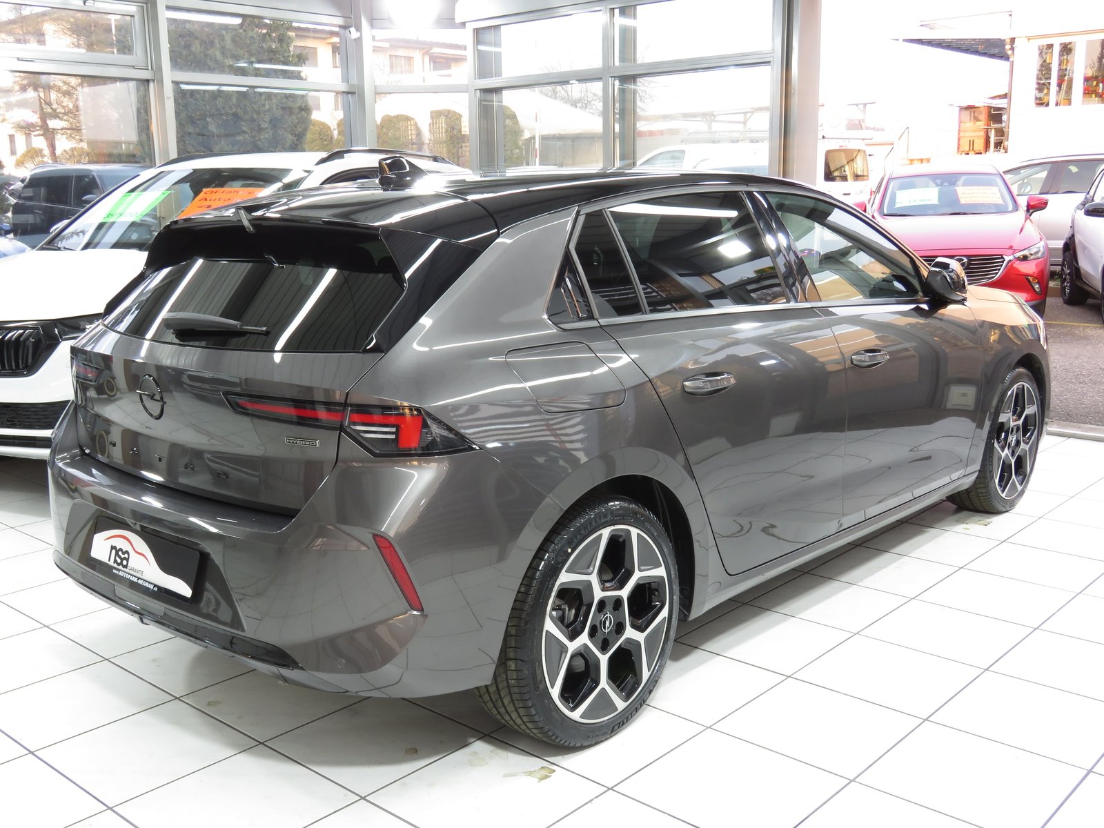 OPEL Astra 1.6 PHEV Turbo Swiss Plus Automat, Plug-in-Hybrid Petrol/Electric, Second hand / Used, Automatic - 4