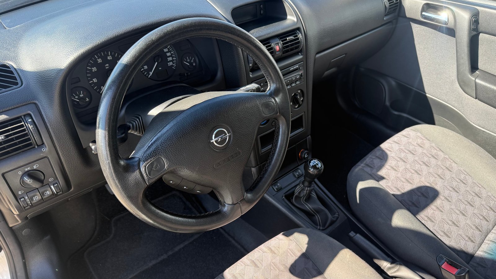 OPEL Astra 1.6i 16V Linea Fresca, Petrol, Second hand / Used, Manual - 3