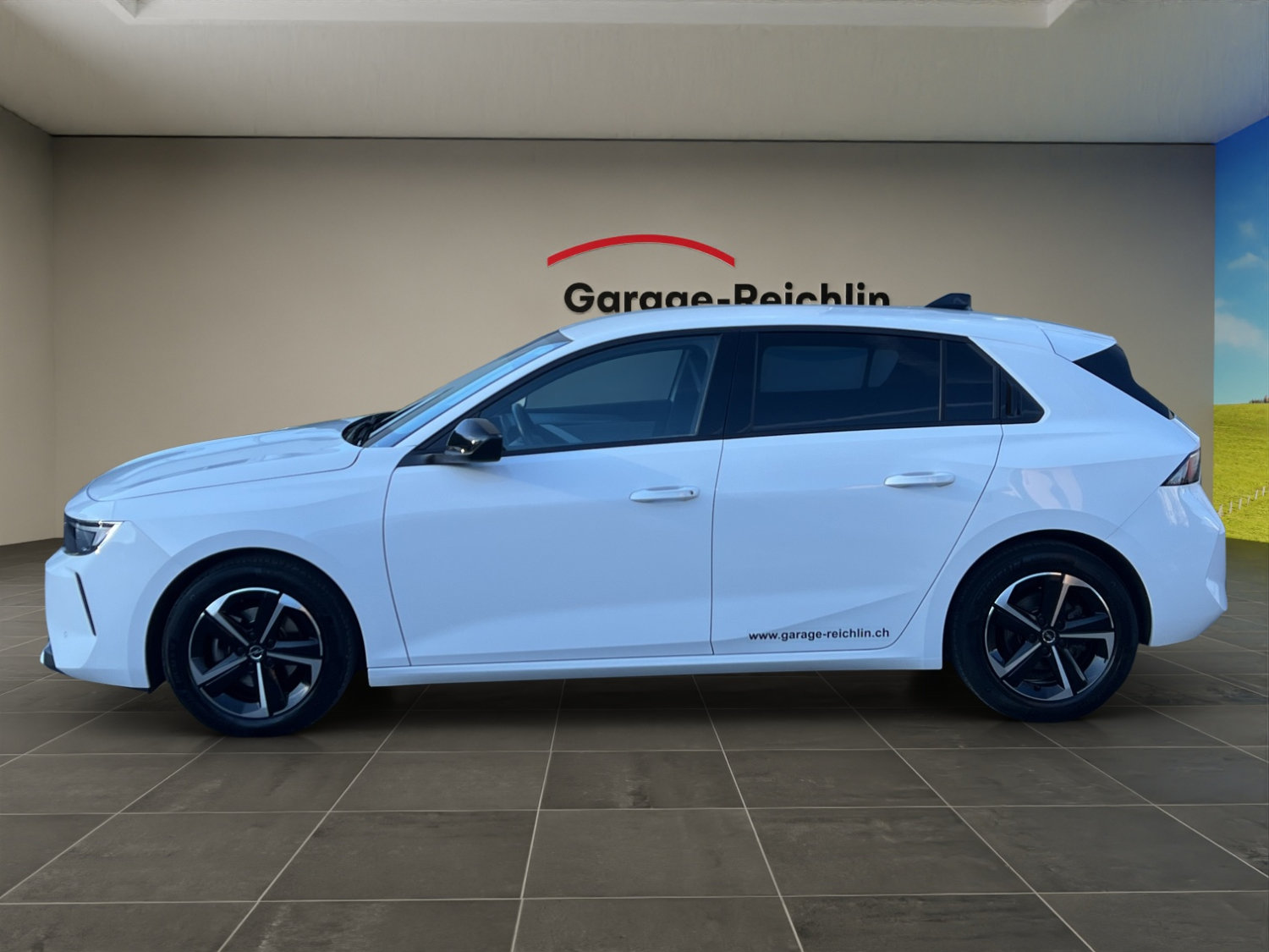 OPEL Astra 1.2 T 130 Swiss, Benzin, Occasion / Gebraucht, Automatik - 2