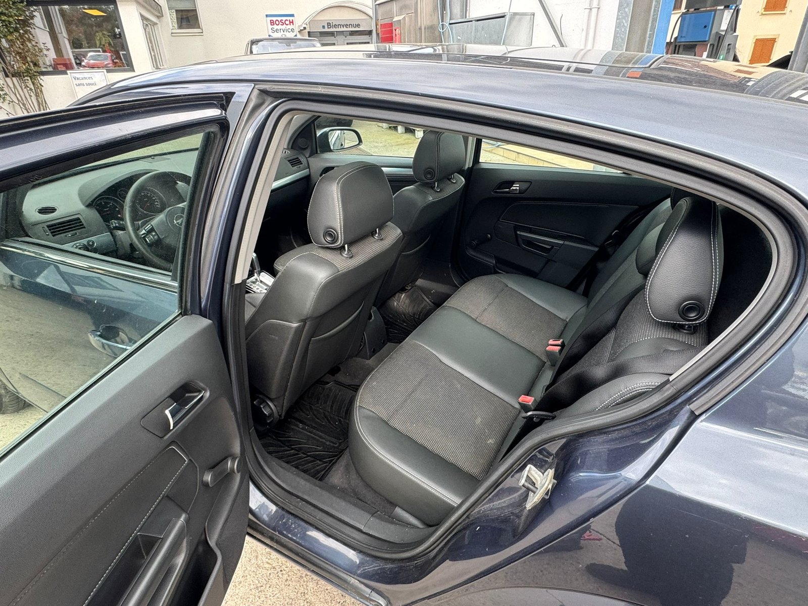 OPEL Astra 1.9 CDTi, Diesel, Occasion / Utilisé, Manuelle - 7