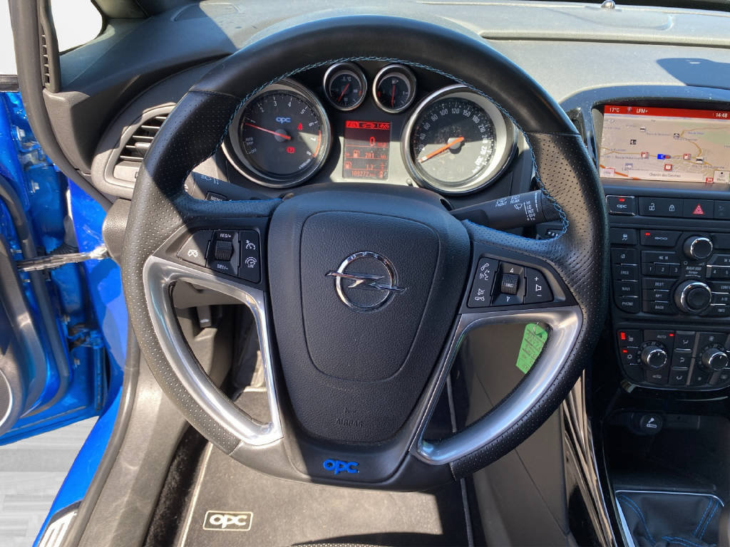 OPEL Astra GTC 2.0i Turbo OPC S/S, Essence, Occasion / Utilisé, Manuelle - 6