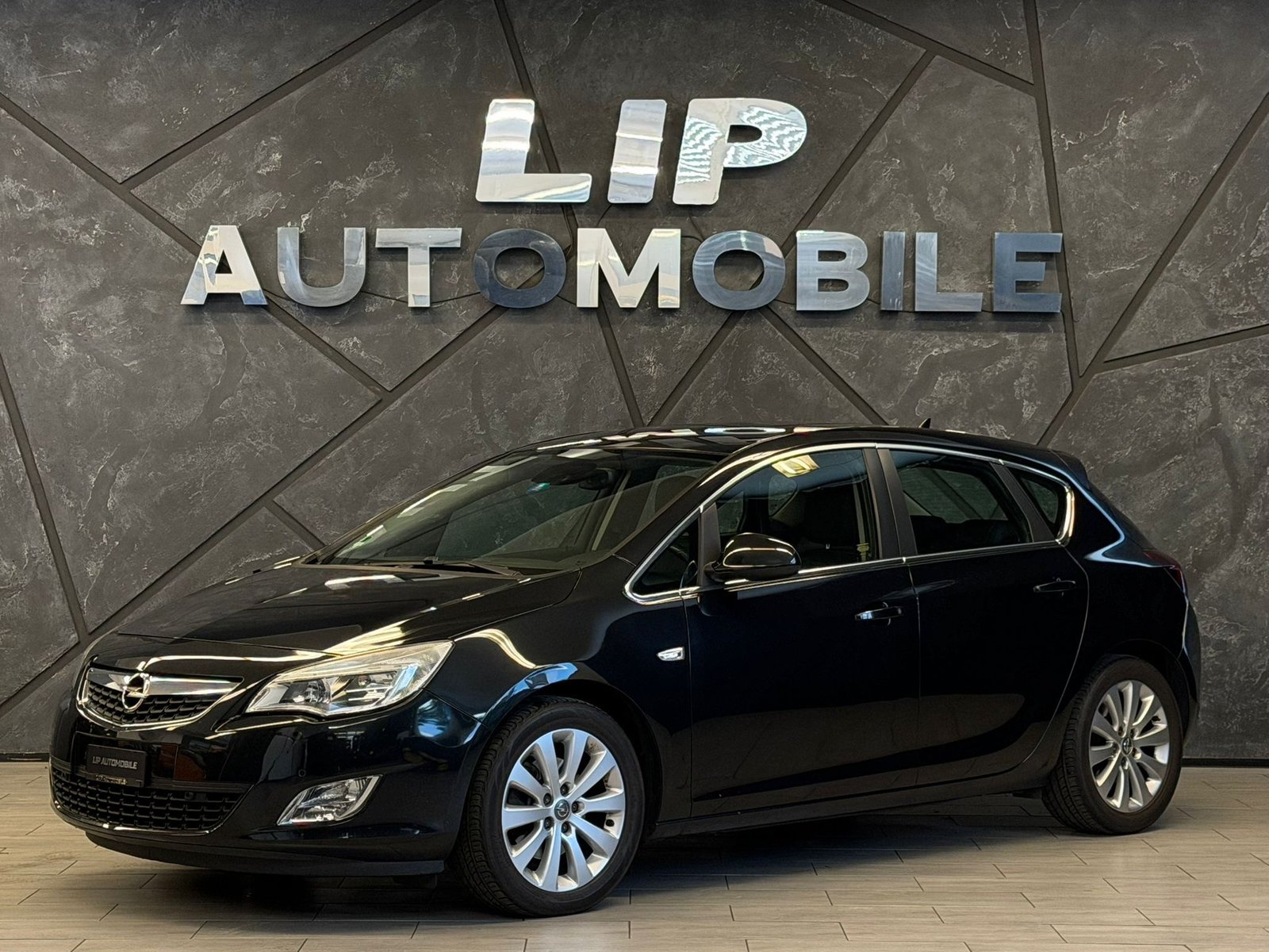 OPEL Astra 1.6i 16V Turbo Enjoy