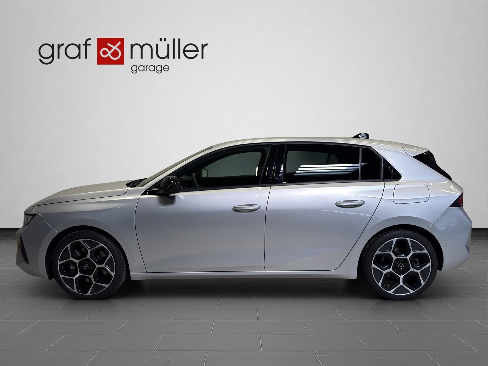 OPEL Astra 1.6 T PHEV 180 Swiss Plus, Plug-in-Hybrid Benzina/Elettrica, Occasioni / Usate, Automatico - 2