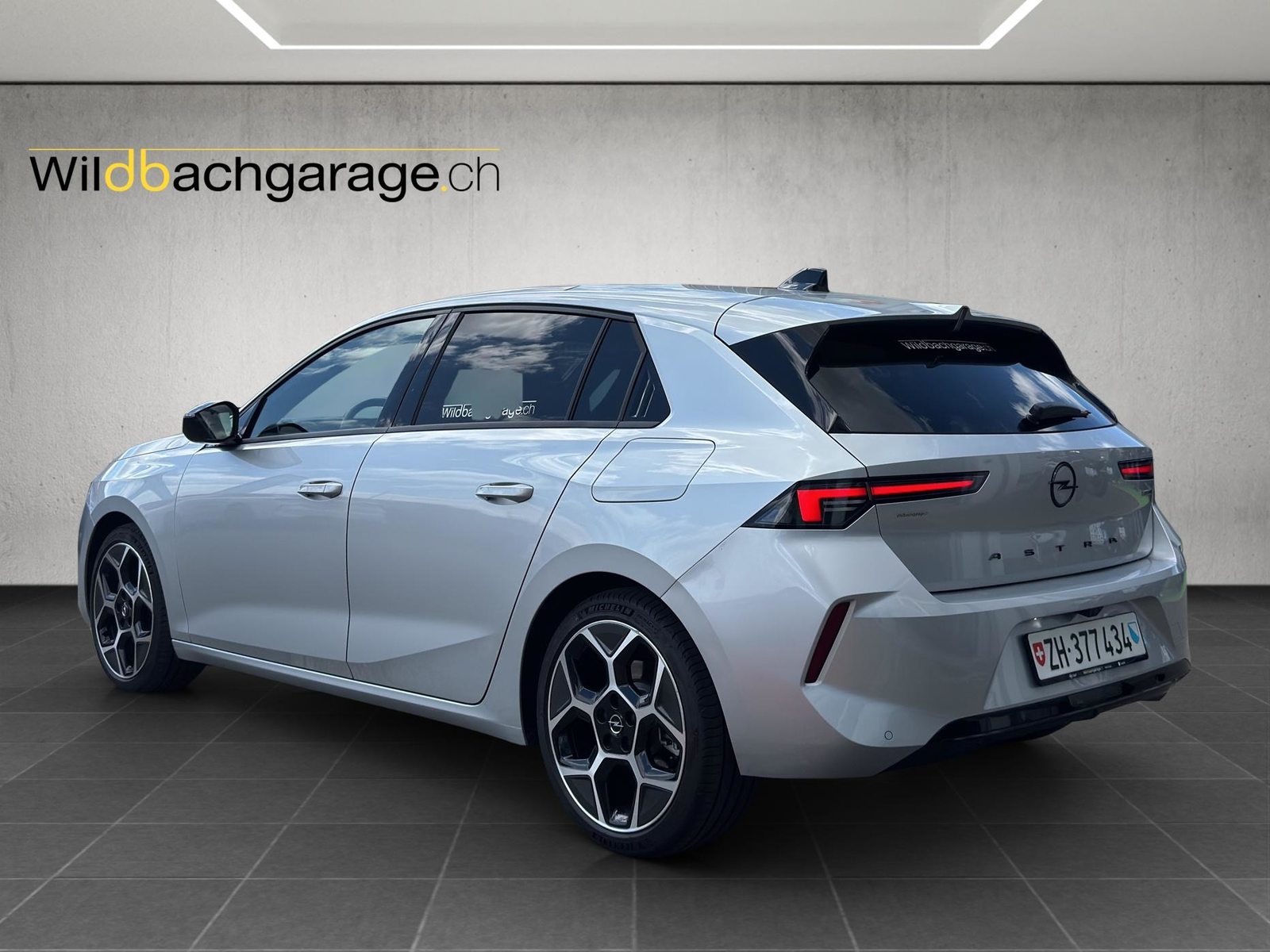 OPEL Astra 1.6 T PHEV 180 Swiss Premium, Plug-in-Hybrid Benzina/Elettrica, Occasioni / Usate, Automatico - 3