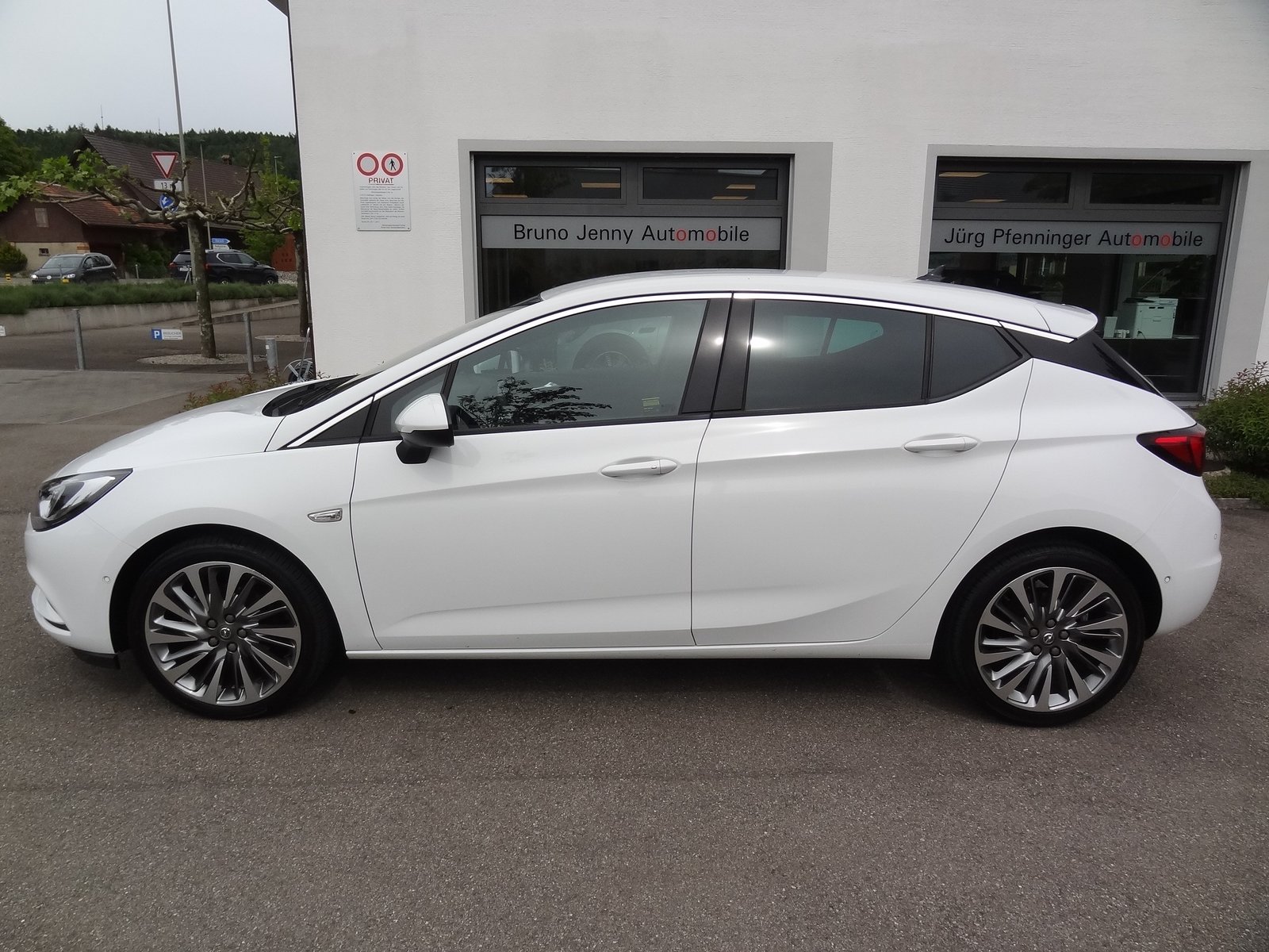 OPEL Astra 1.4i Turbo Excellence, Benzin, Occasion / Gebraucht, Automatik - 3