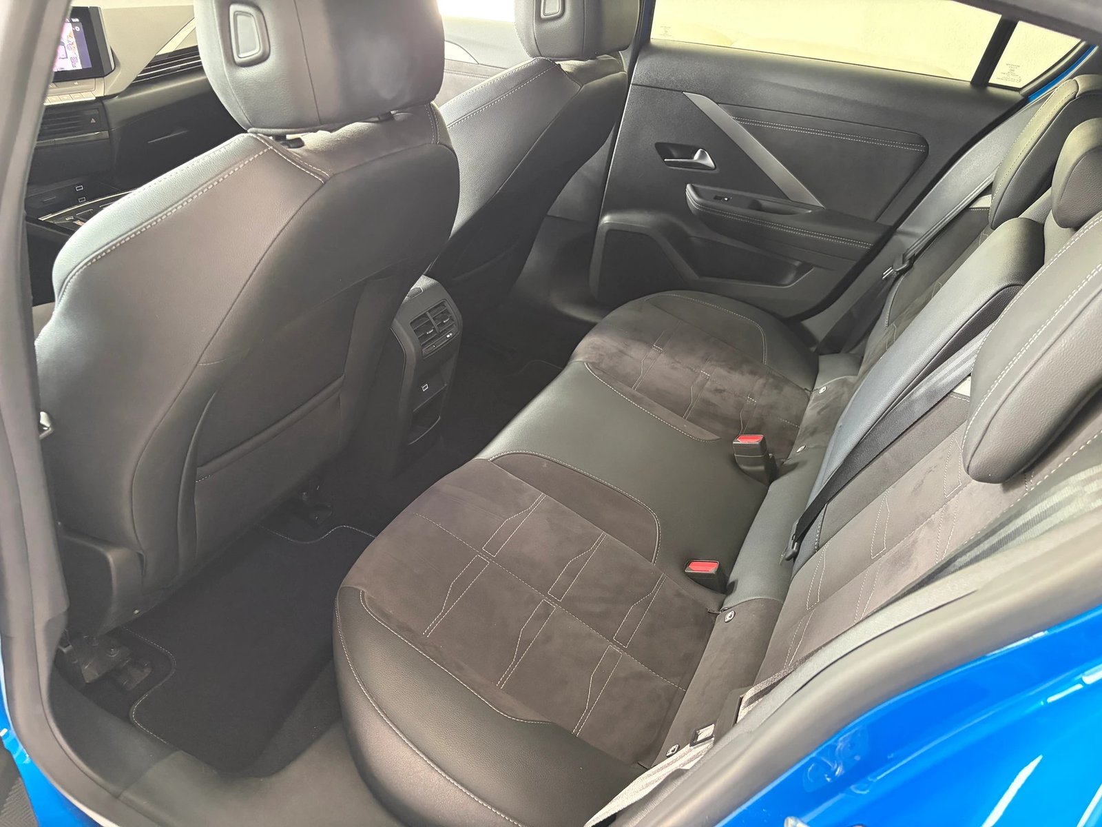 OPEL Astra 1.6 PHEV Turbo Swiss Plus A/ Sitzheizung/ Lenkrad, Plug-in-Hybrid Benzina/Elettrica, Occasioni / Usate, Automatico - 7