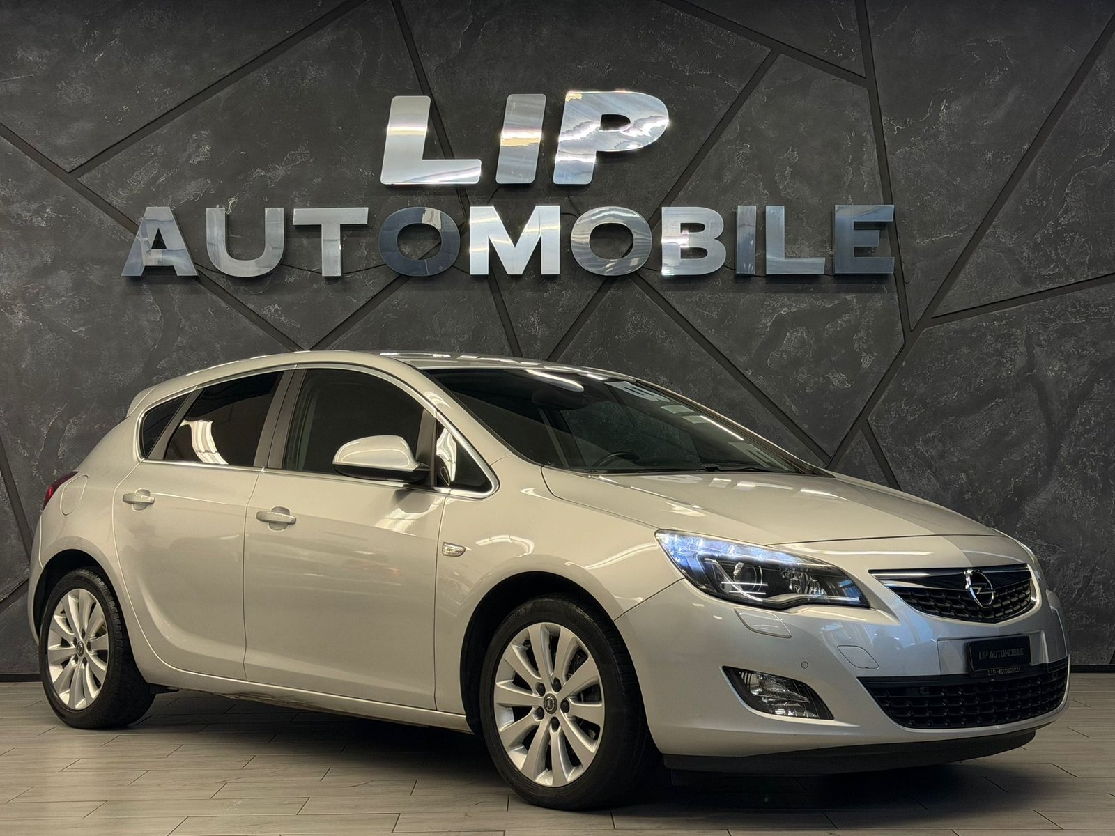 OPEL Astra 1.6i 16V Turbo Cosmo Automatic, Essence, Occasion / Utilisé, Automatique - 3