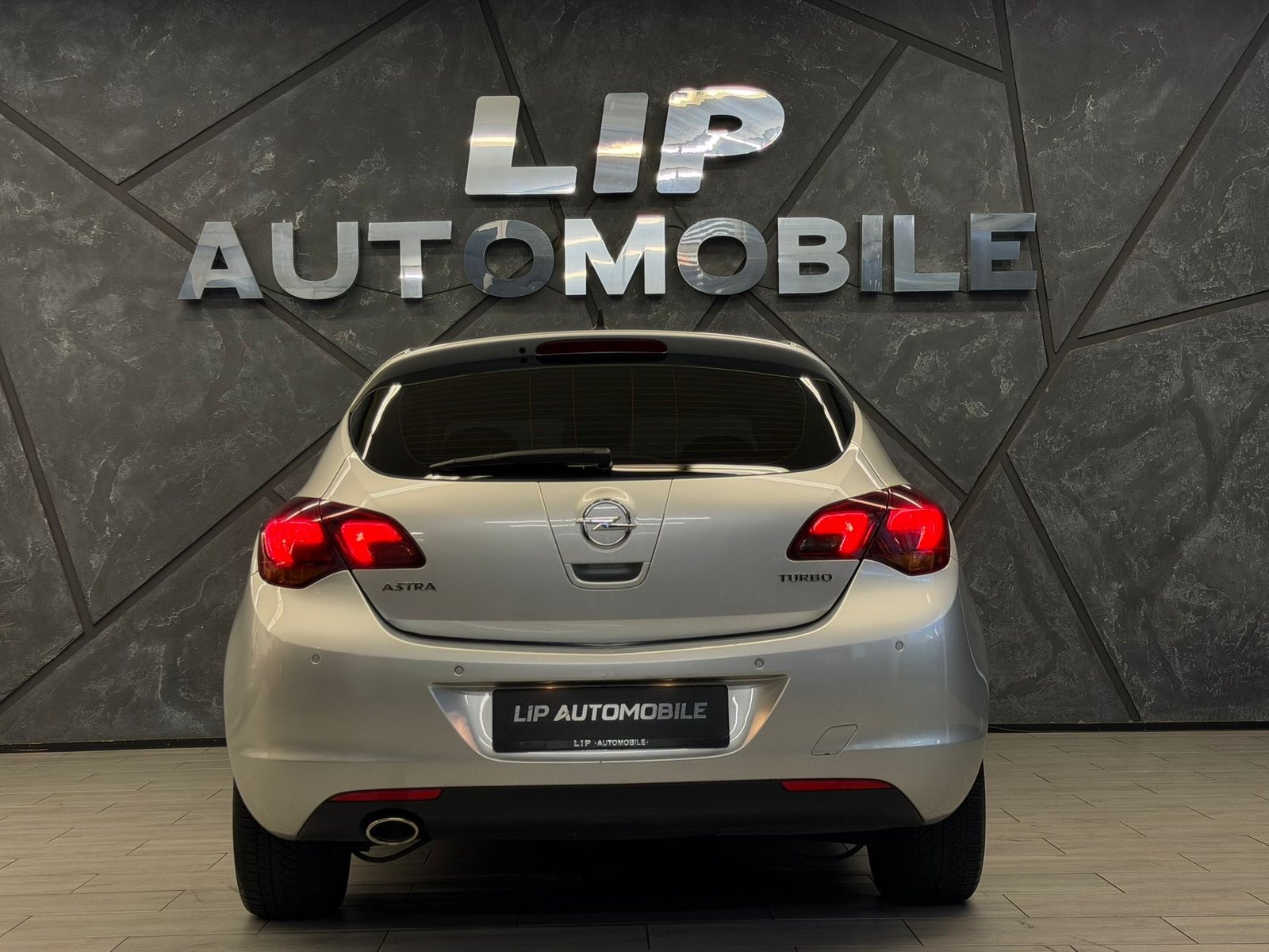 OPEL Astra 1.6i 16V Turbo Cosmo Automatic, Essence, Occasion / Utilisé, Automatique - 7