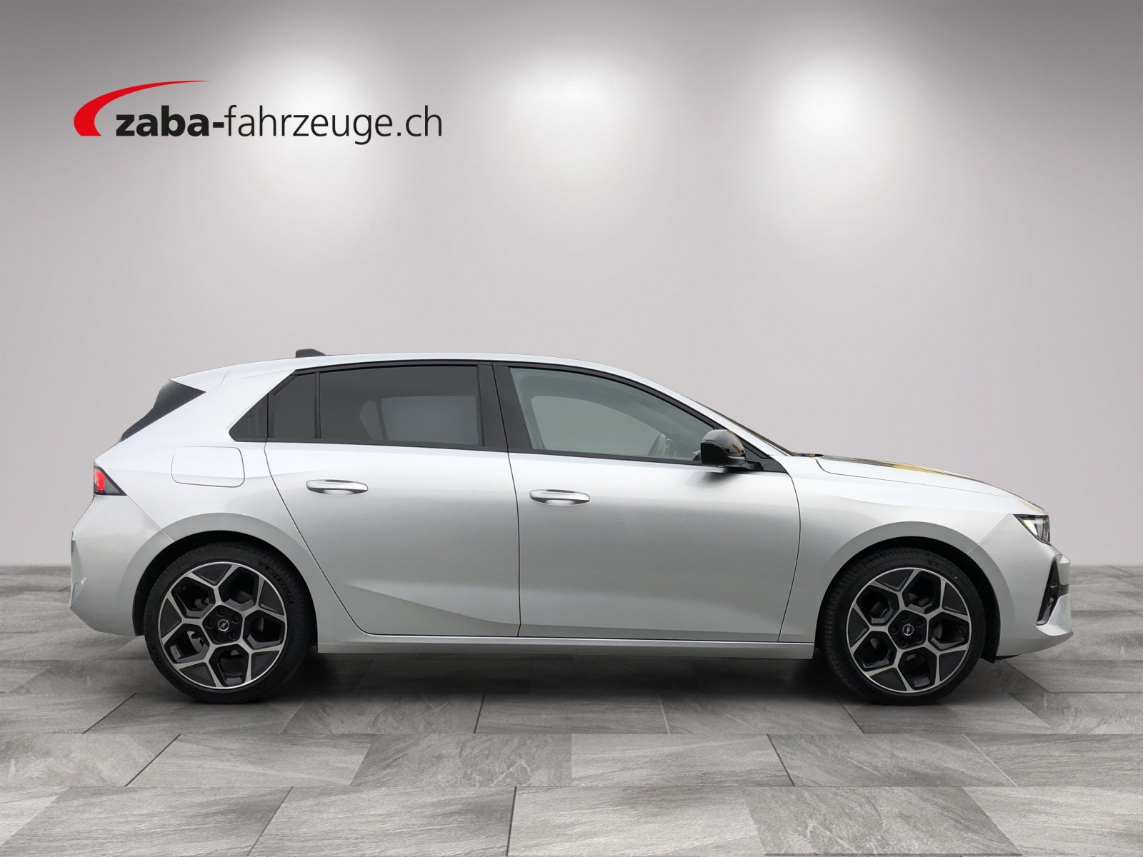 OPEL Astra 1.2i Turbo Swiss Plus A, Petrol, Second hand / Used, Automatic - 6