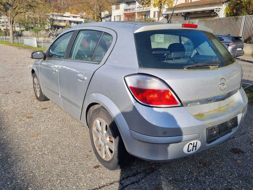 OPEL Astra 1.8i 16V Sport, Benzina, Occasioni / Usate, Manuale - 3