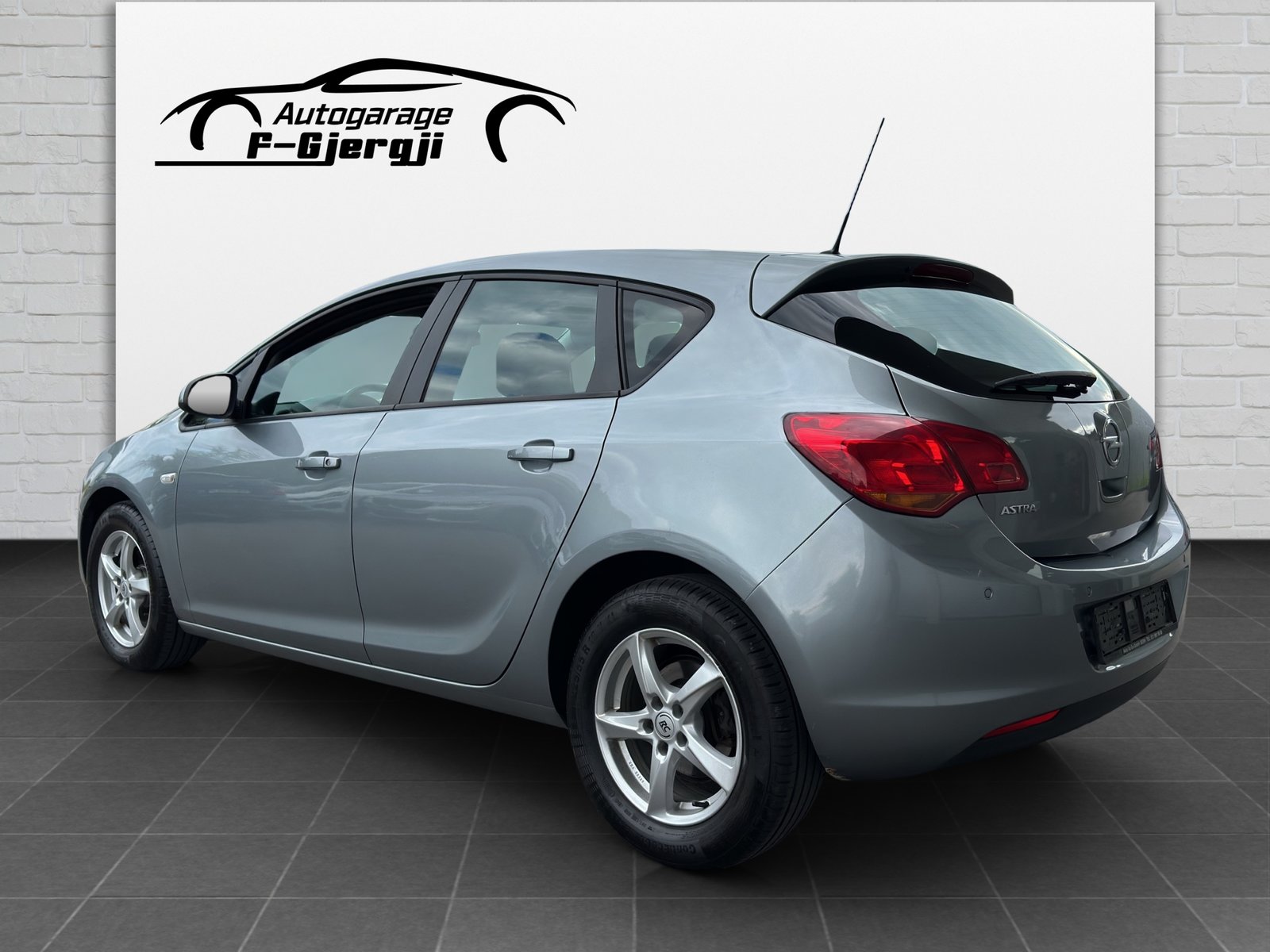 OPEL Astra 1.6i 16V Automatic, Petrol, Second hand / Used, Automatic - 5