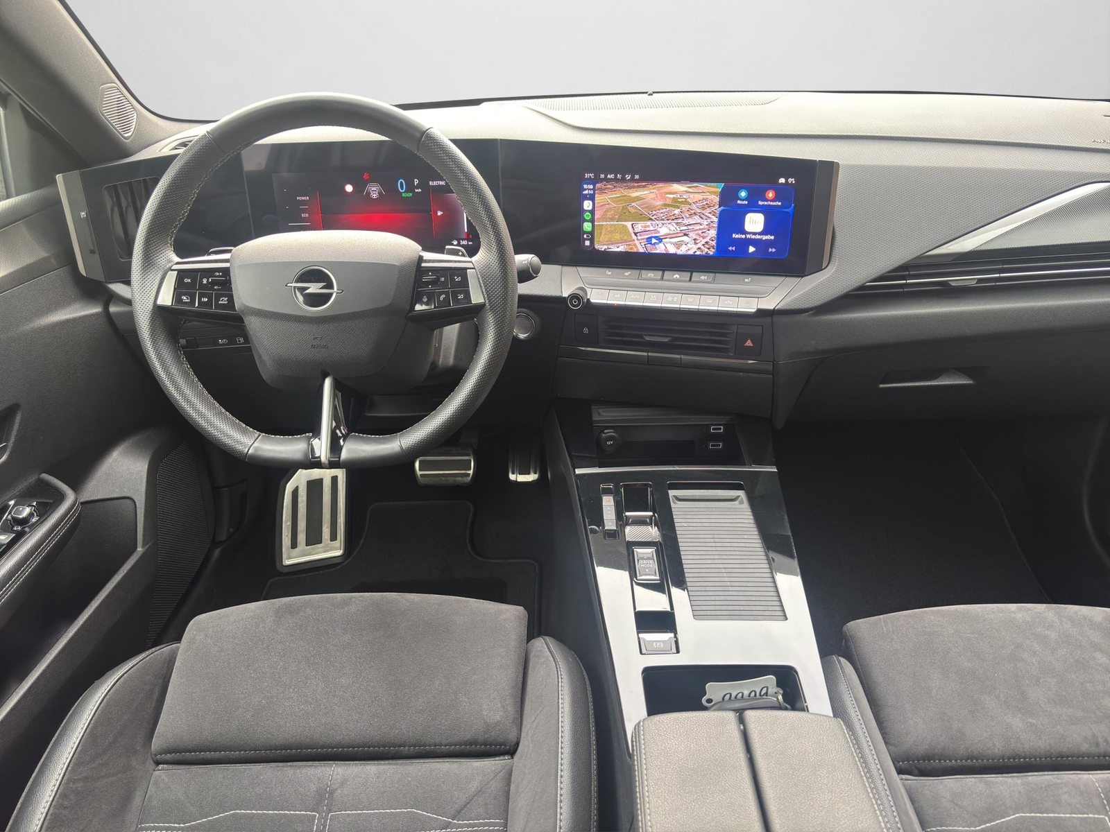 OPEL Astra 1.6 T PHEV 180 Swiss Plus, Plug-in-Hybrid Benzin/Elektro, Occasion / Gebraucht, Automatik - 4