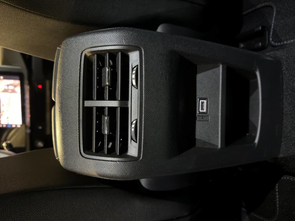 OPEL Astra 1.6 PHEV Turbo Swiss Plus A, Mild-Hybrid Benzin/Elektro, Occasion / Gebraucht, Automatik - 7