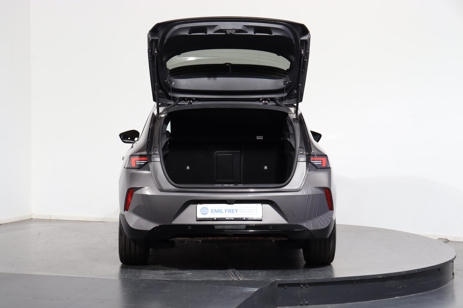 OPEL Astra 1.6 T PHEV 180 Swiss Plus, Plug-in-Hybrid Benzina/Elettrica, Occasioni / Usate, Automatico - 4