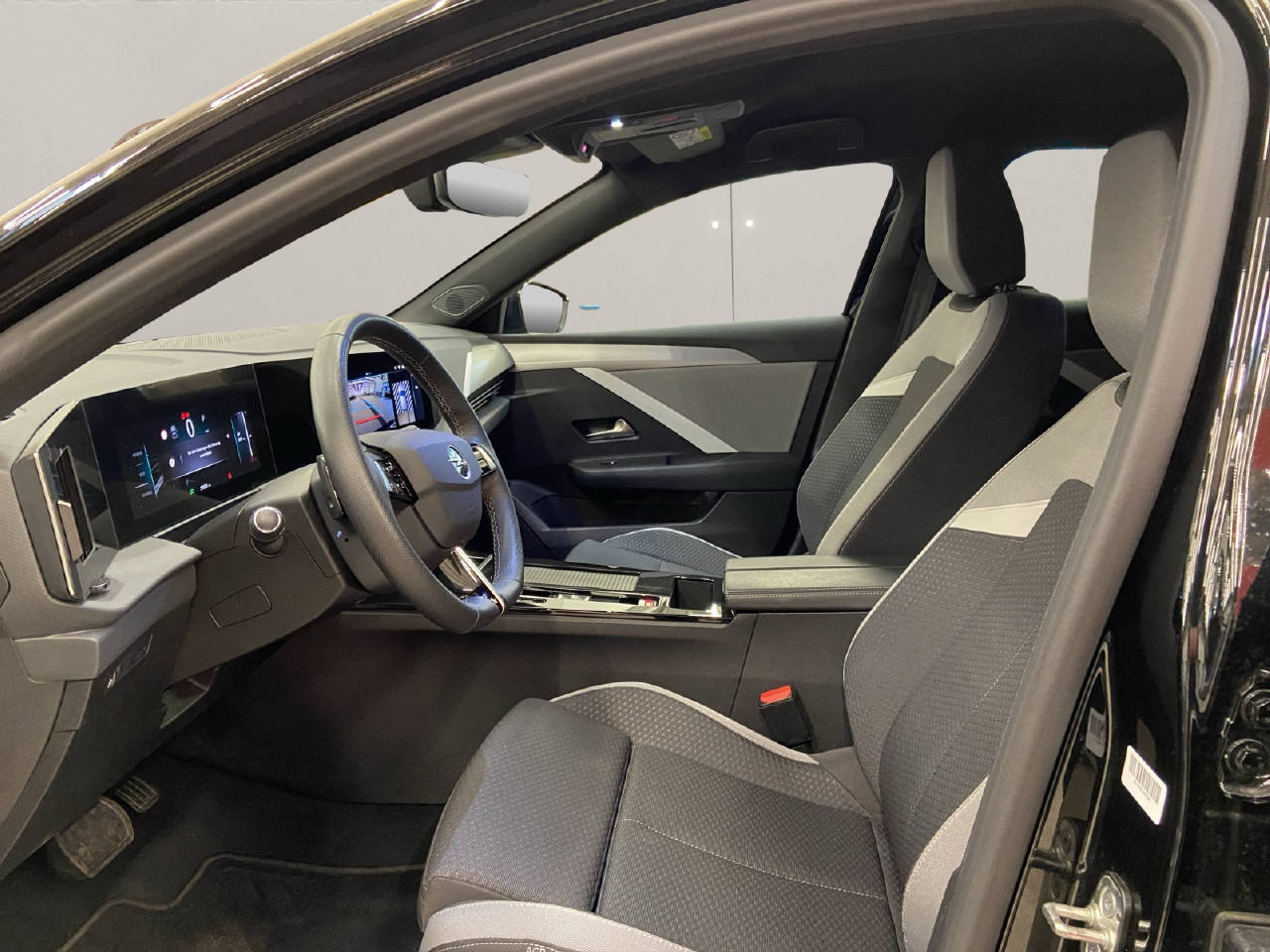 OPEL Astra 1.2 T Hybrid Edition, Hybride Léger Essence/Électricité, Occasion / Utilisé, Automatique - 5