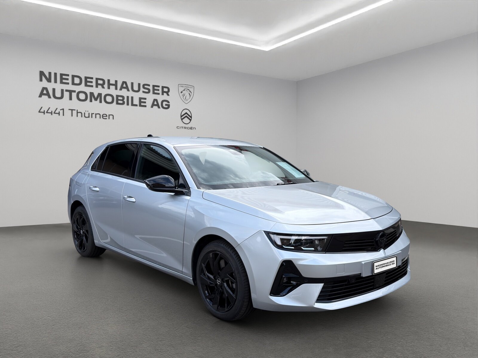 OPEL Astra 1.6 T PHEV 180 Swiss Plu