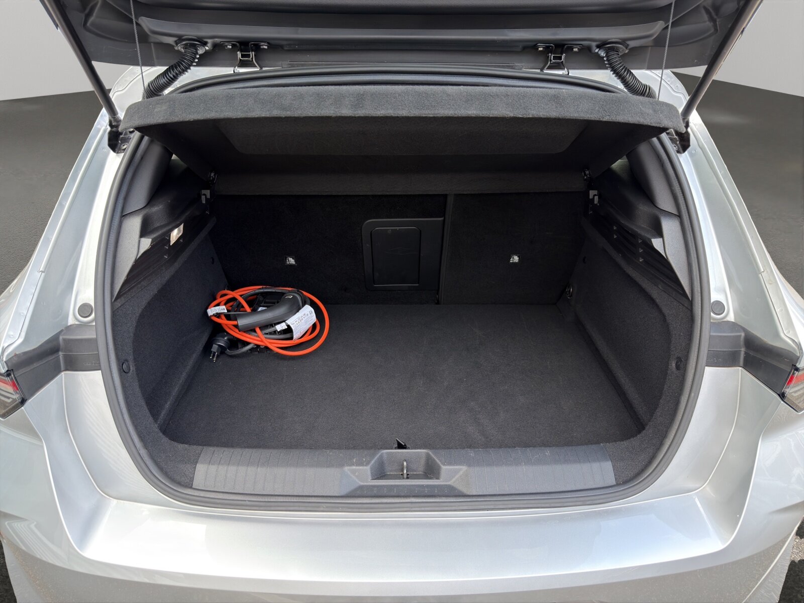 OPEL Astra 1.6 T PHEV 180 Swiss Plu, Voll-Hybrid Benzin/Elektro, Occasion / Gebraucht, Automatik - 6