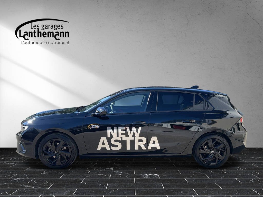 OPEL Astra 1.2i Swiss Plus A, Essence, Occasion / Utilisé, Automatique - 2