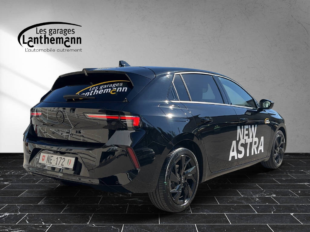 OPEL Astra 1.2i Swiss Plus A, Essence, Occasion / Utilisé, Automatique - 5