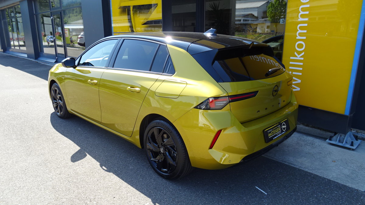 OPEL Astra 1.6 T PHEV 180 Swiss Plus, Plug-in-Hybrid Petrol/Electric, Ex-demonstrator, Automatic - 3