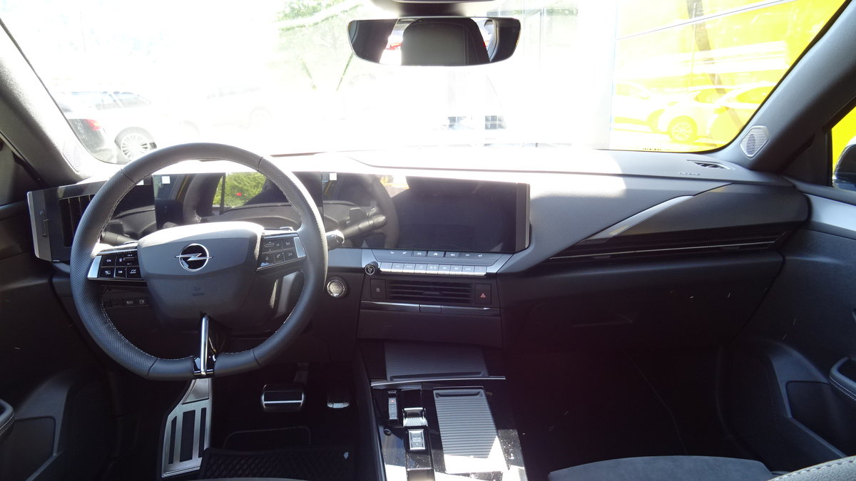 OPEL Astra 1.6 T PHEV 180 Swiss Plus, Plug-in-Hybrid Petrol/Electric, Ex-demonstrator, Automatic - 5