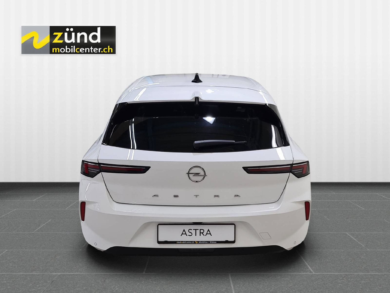 OPEL Astra 1.2 TURBO 110 PS Swiss, Essence, Voiture de démonstration, Manuelle - 4