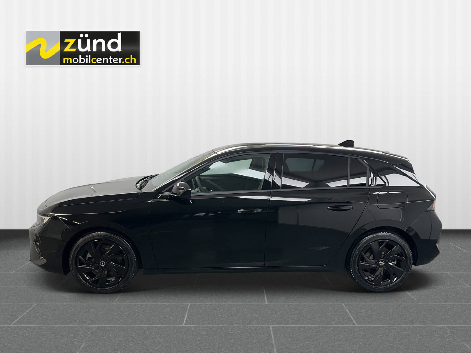 OPEL Astra 1.6 T PHEV 180 Swiss Plus, Hybride Rechargeable Essence/Électricité, Voiture de démonstration, Automatique - 2