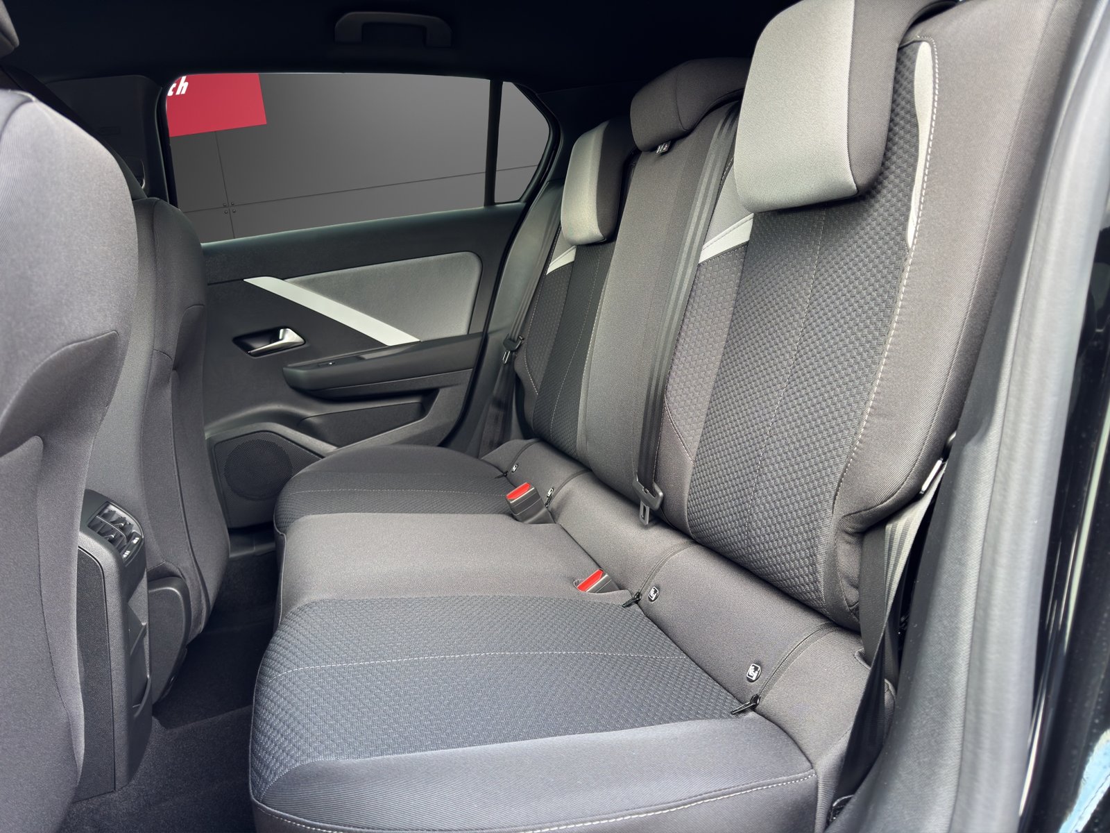 OPEL Astra 1.2i MHEV Edition, Mild-Hybrid Benzin/Elektro, Vorführwagen, Automatik - 7