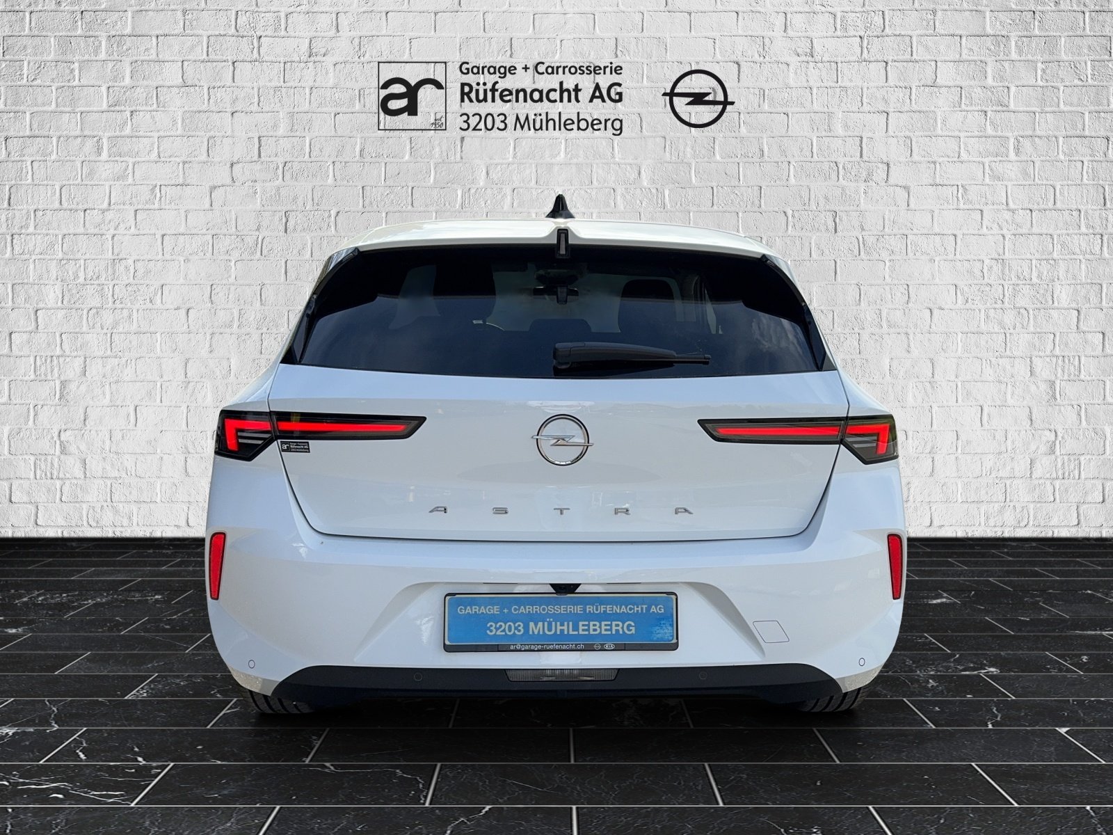 OPEL Astra 1.2 T Swiss, Petrol, Ex-demonstrator, Manual - 4