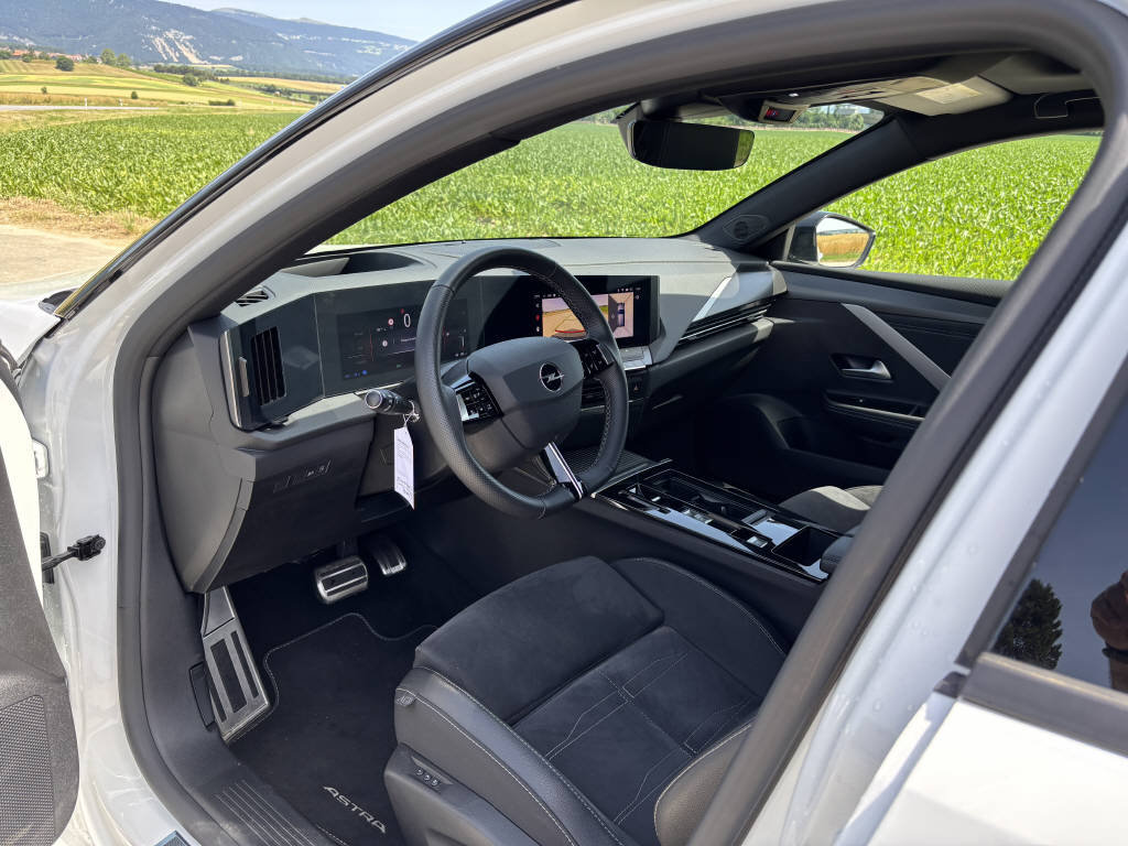 OPEL Astra 1.6 T PHEV 180 Swiss Premium, Hybride Rechargeable Essence/Électricité, Voiture de démonstration, Automatique - 7