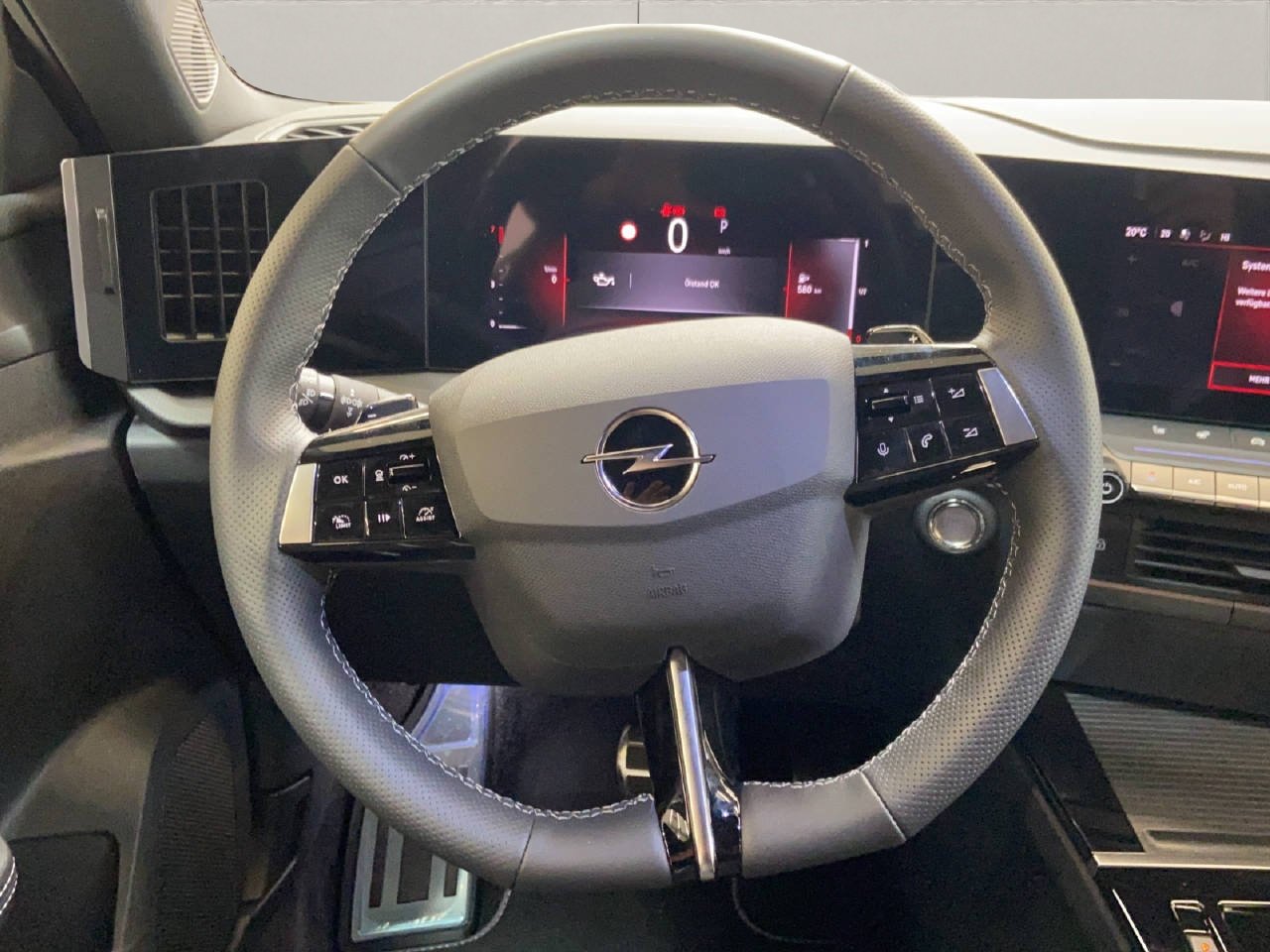OPEL Astra 1.2 T 130 Swiss Plus, Petrol, Ex-demonstrator, Automatic - 7