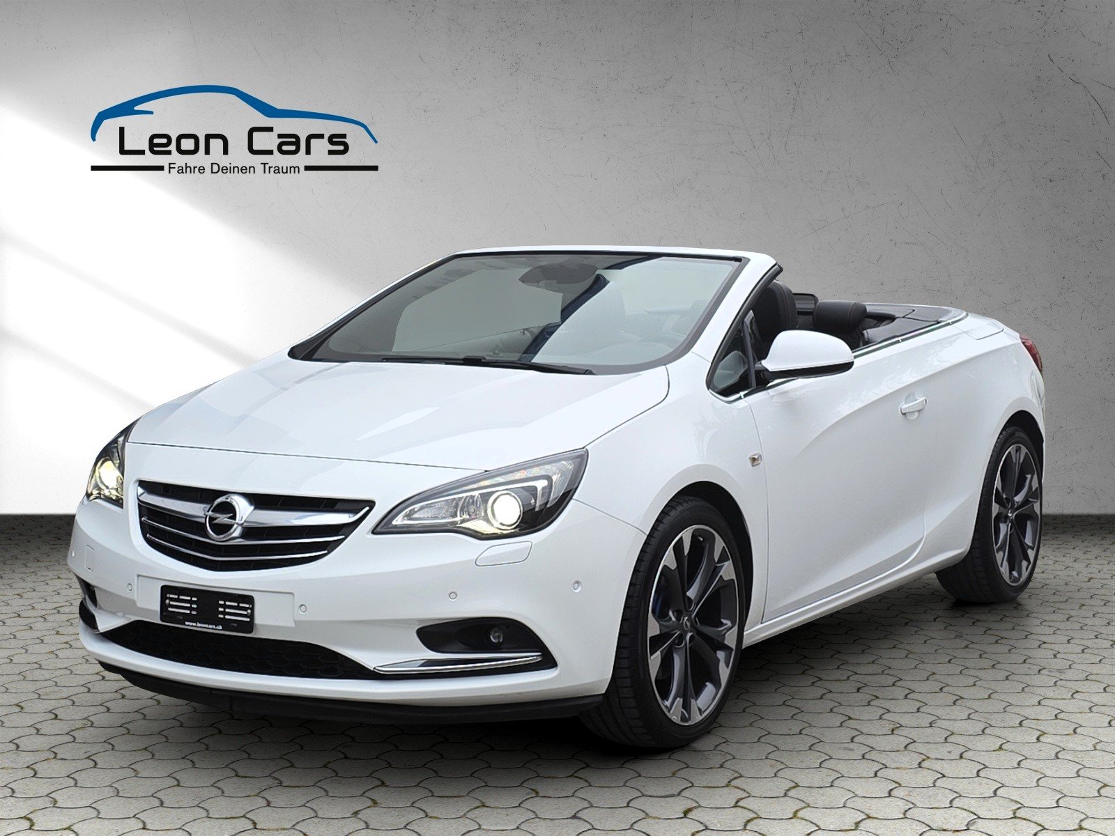 OPEL Cascada 1.6i 16V Turbo 200 PS Cosmo