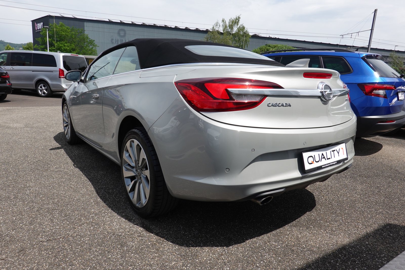 OPEL CASCADA - 1.6i - 16V -COSMO - AUTOMATIC, Benzin, Occasion / Gebraucht, Automatik - 2