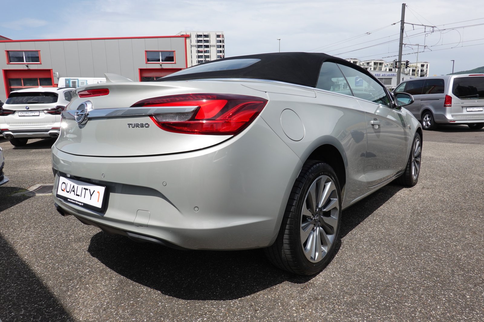 OPEL CASCADA - 1.6i - 16V -COSMO - AUTOMATIC, Benzin, Occasion / Gebraucht, Automatik - 4