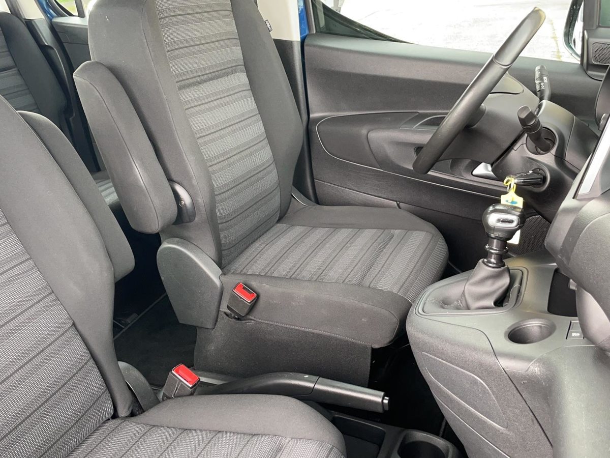 OPEL Combo Life 1.2 Enjoy S/S, Essence, Occasion / Utilisé, Manuelle - 6
