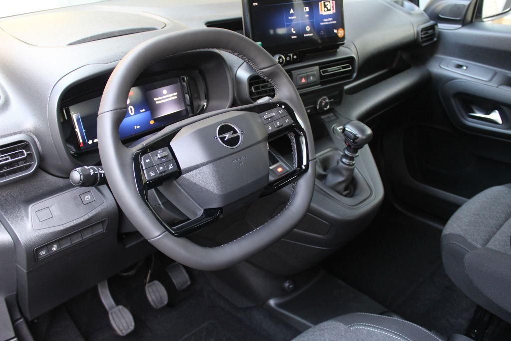 OPEL Combo 1.2 S/S, Essence, Voiture de démonstration, Manuelle - 4